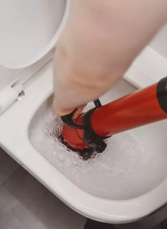 Desentupidora de Vasos Sanitários | Desentupidora 24 horas